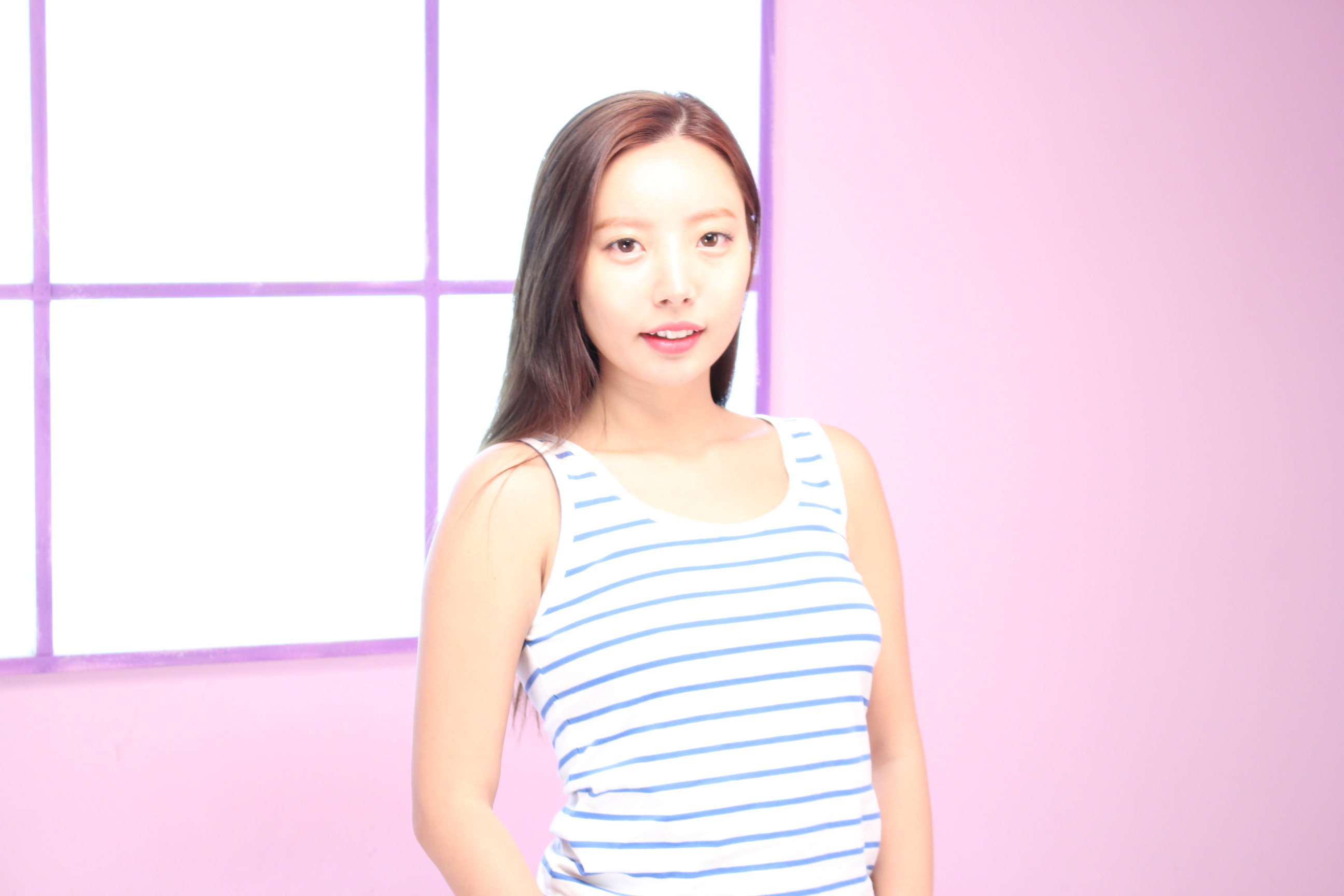미분류 / 혜빈 2399장 1.33GB